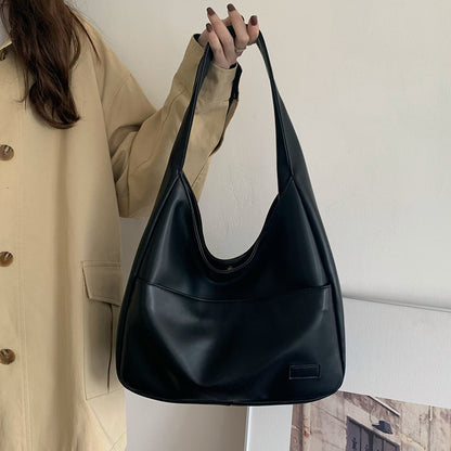 BELLA™ | ESSENTIAL SHOULDER BAG